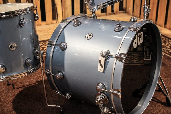 DW Collector s Maple Mahogany Blue Mist Metallic Drum Set - SO#1105550 Online Hot Sale