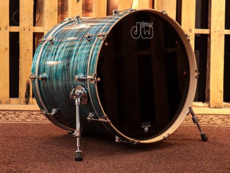 DW Performance Turquoise Oyster Bass Drum - 18x22 Supply